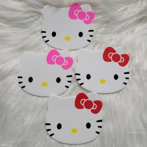 Hello Kitty Coaster Set - Picture 3 of 3